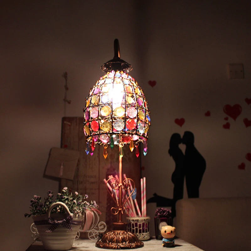 Fleksibel Natlampe med Justerbart Svanehalsdesign