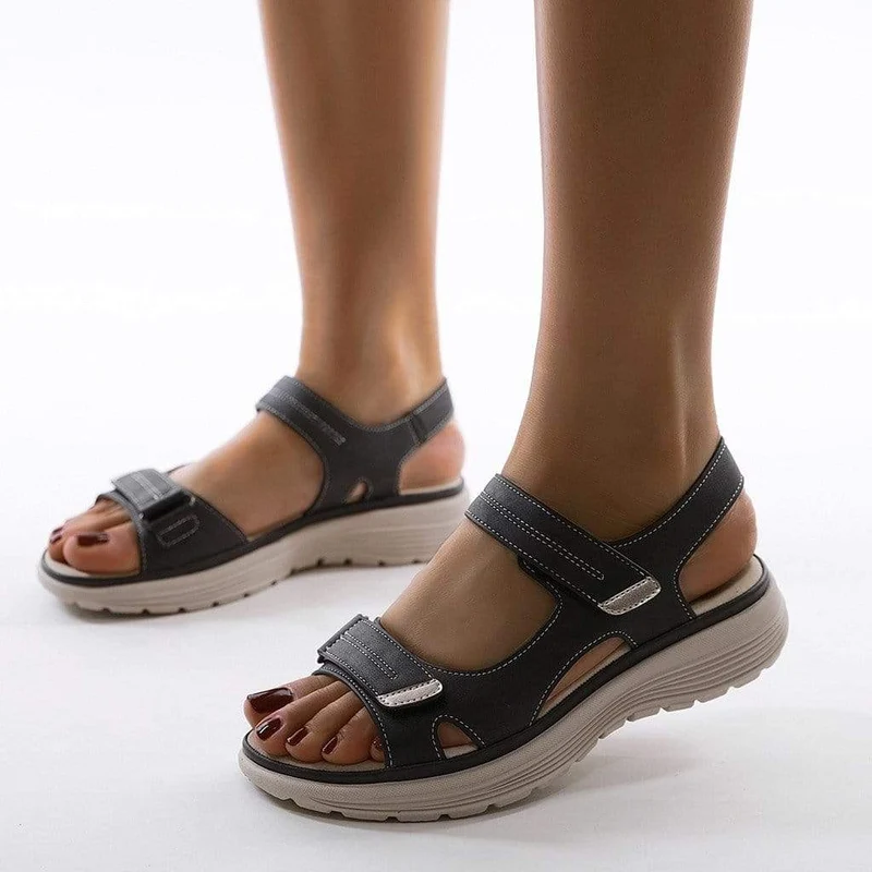 Komfortable og Stilfulde Sandaler til Kvinder med Justerbare Remme