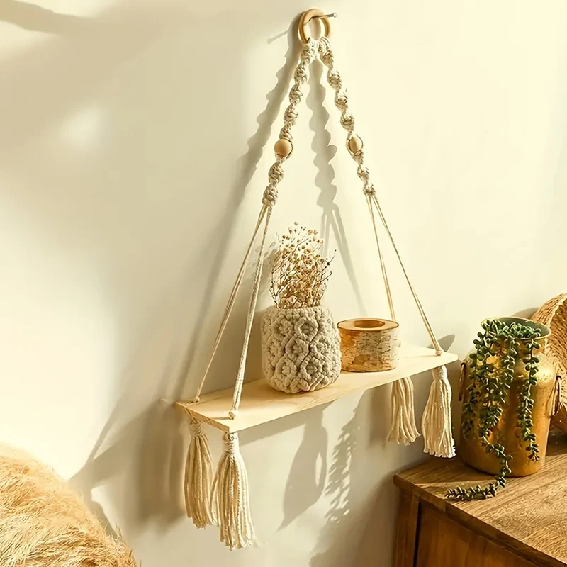 Boho Væghylde i Makramé – Håndlavet Træhylde med Snoredesign