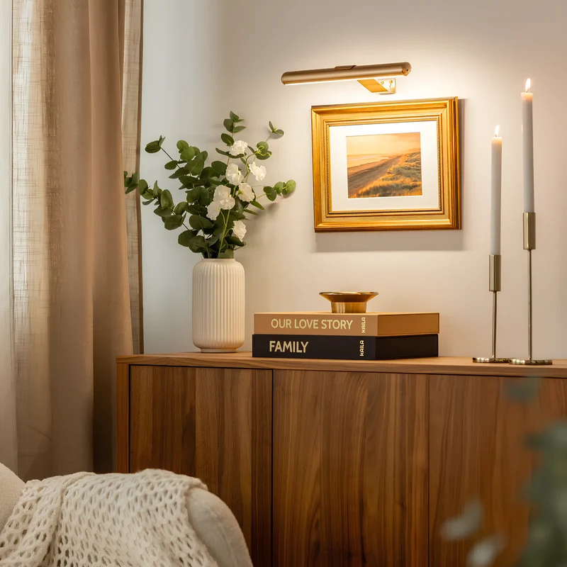 Trådløs LED-billedlampe med opladning og fjernbetjening