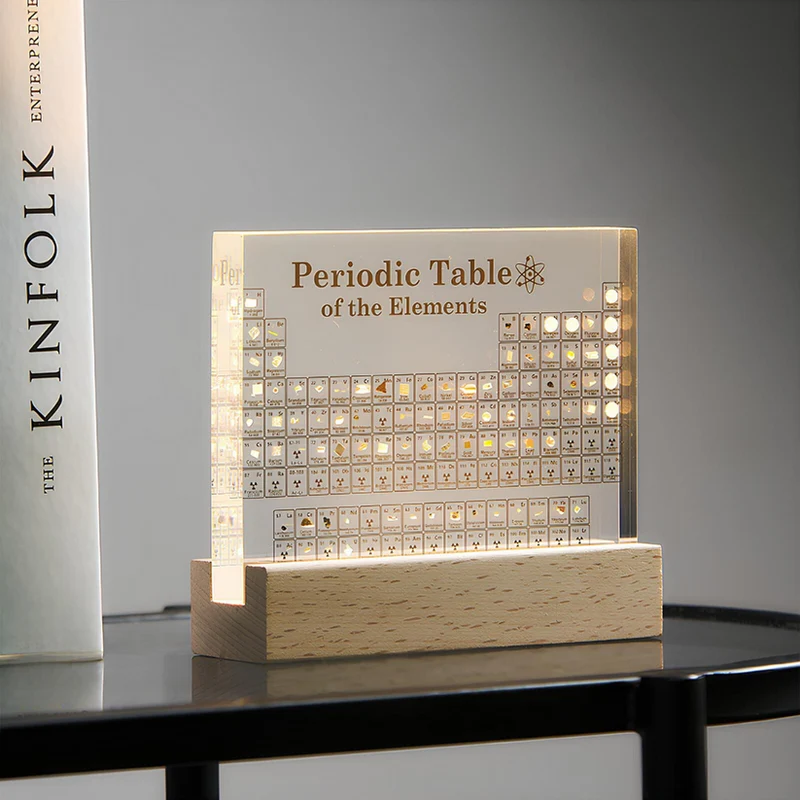 Elegant 3D Akryl Udstilling med Ægte Elementer - Periodisk Tabel