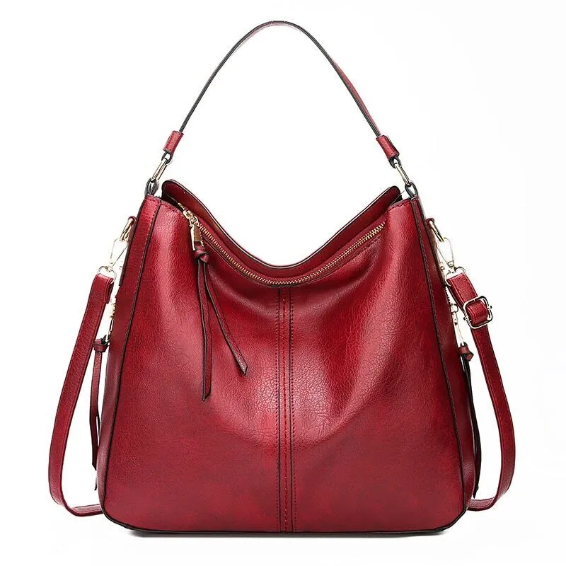 Stilfuld og Rummelig Hobo Taske med Vintage Design