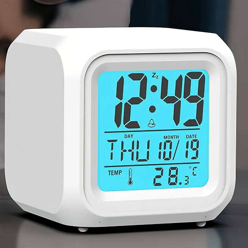 LED Digital Ur med Temperaturdisplay – Stille og Lysende til Enhver Rum