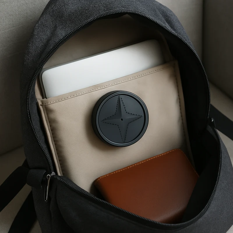Kompakt GPS Tracker med Magnetisk Fastgørelse – Real-Time Overvågning