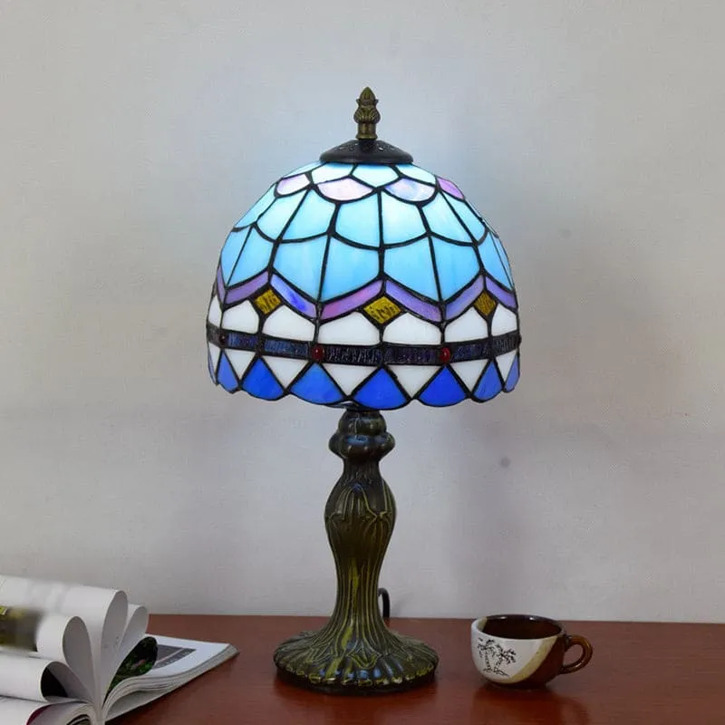 Stilfuld Bordlampe i Dekorativt Glas