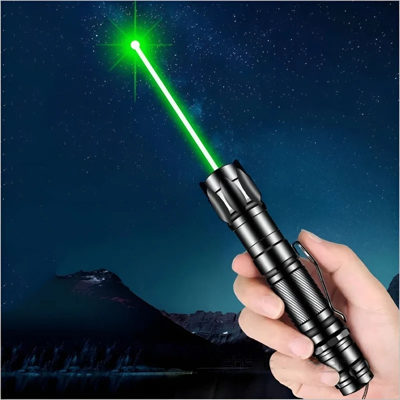 Genopladelig Grøn Laserpointer - Lang Rækkevidde til Udendørs Brug