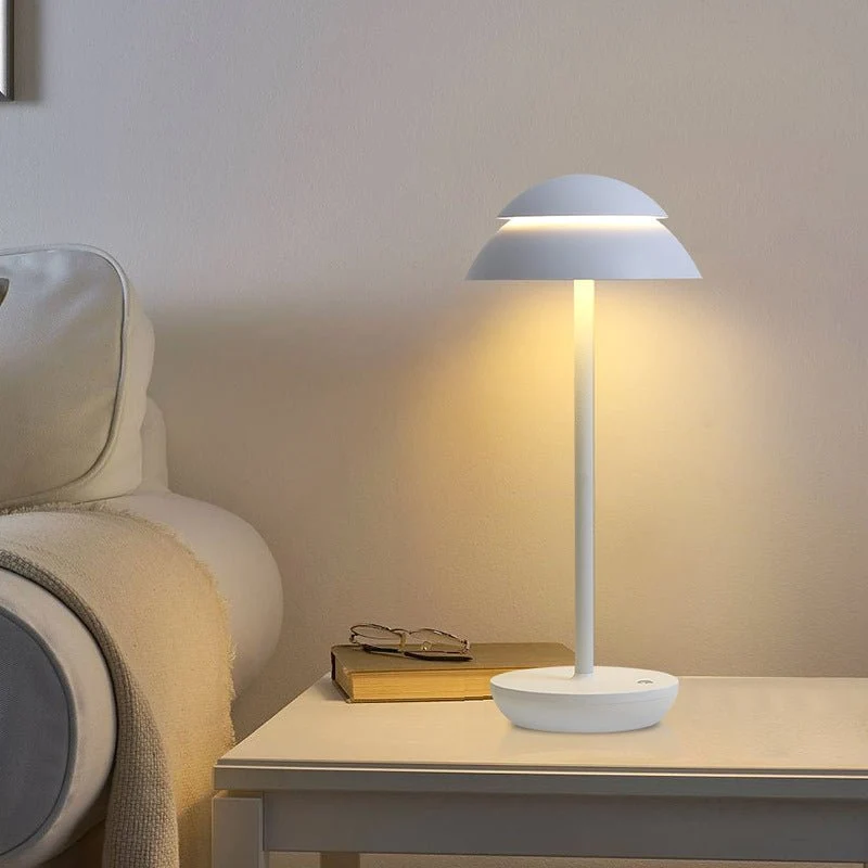 Bærbar LED Bordlampe – Genopladelig og Trådløs Frihed