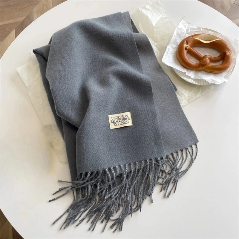 Elegant Pashmina Tørklæde med Dobbelt Design & Kvaster