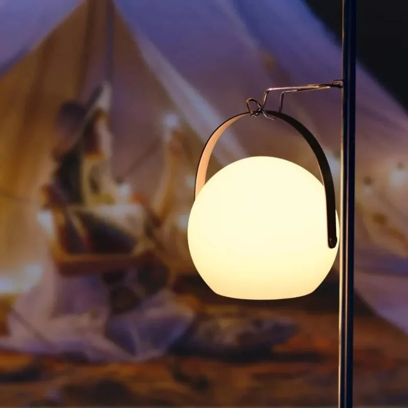 Trådløs LED Bordlampe - Vandtæt og Justerbar Belysning