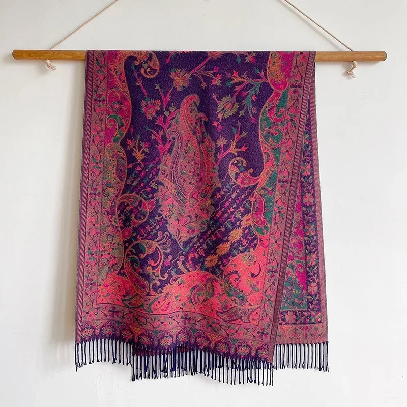 Stilfuld Paisley Dametørklæde i Blød Mikrofiber til Vinterdage