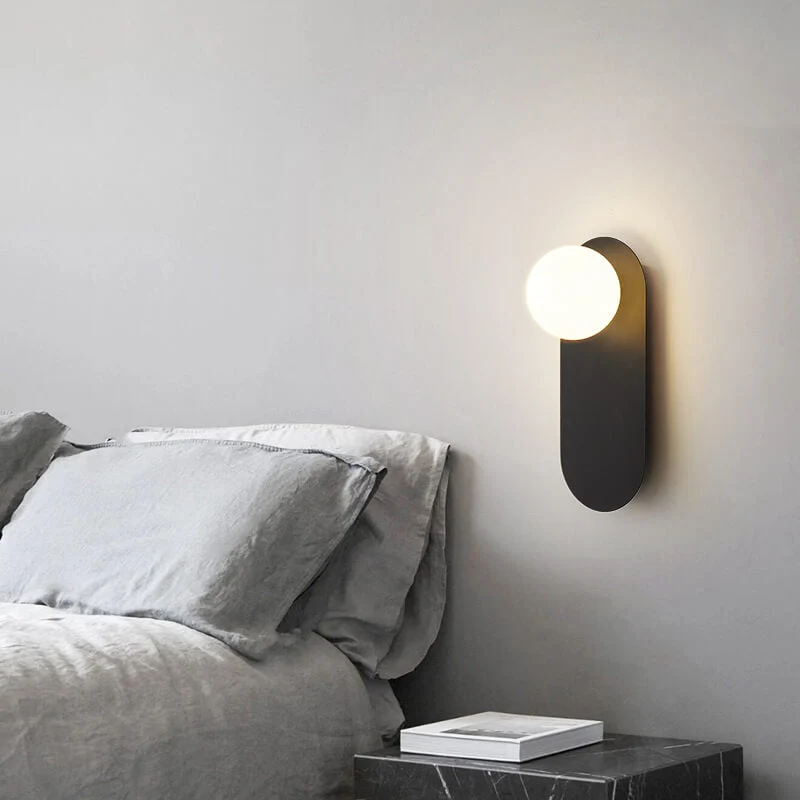 Elegant Væglampe i Glas – Blødt Lys & Skandinavisk Design