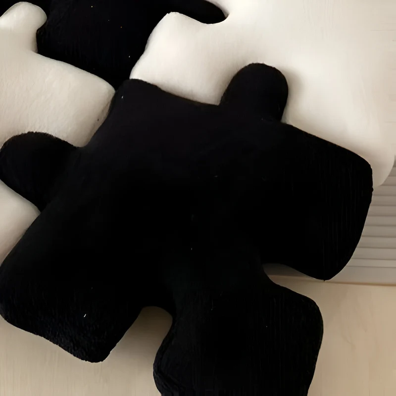 Farverig 3D Puzzle Pude – Komfortabel og Legende Indretning