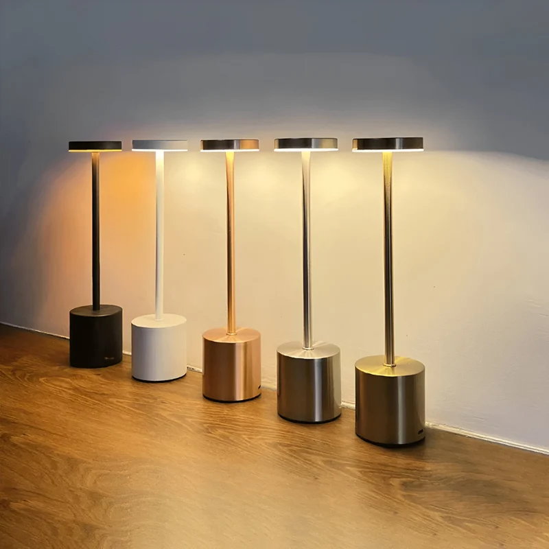 Trådløs Retro Bordlampe – Dæmpbar og Genopladelig Komfort